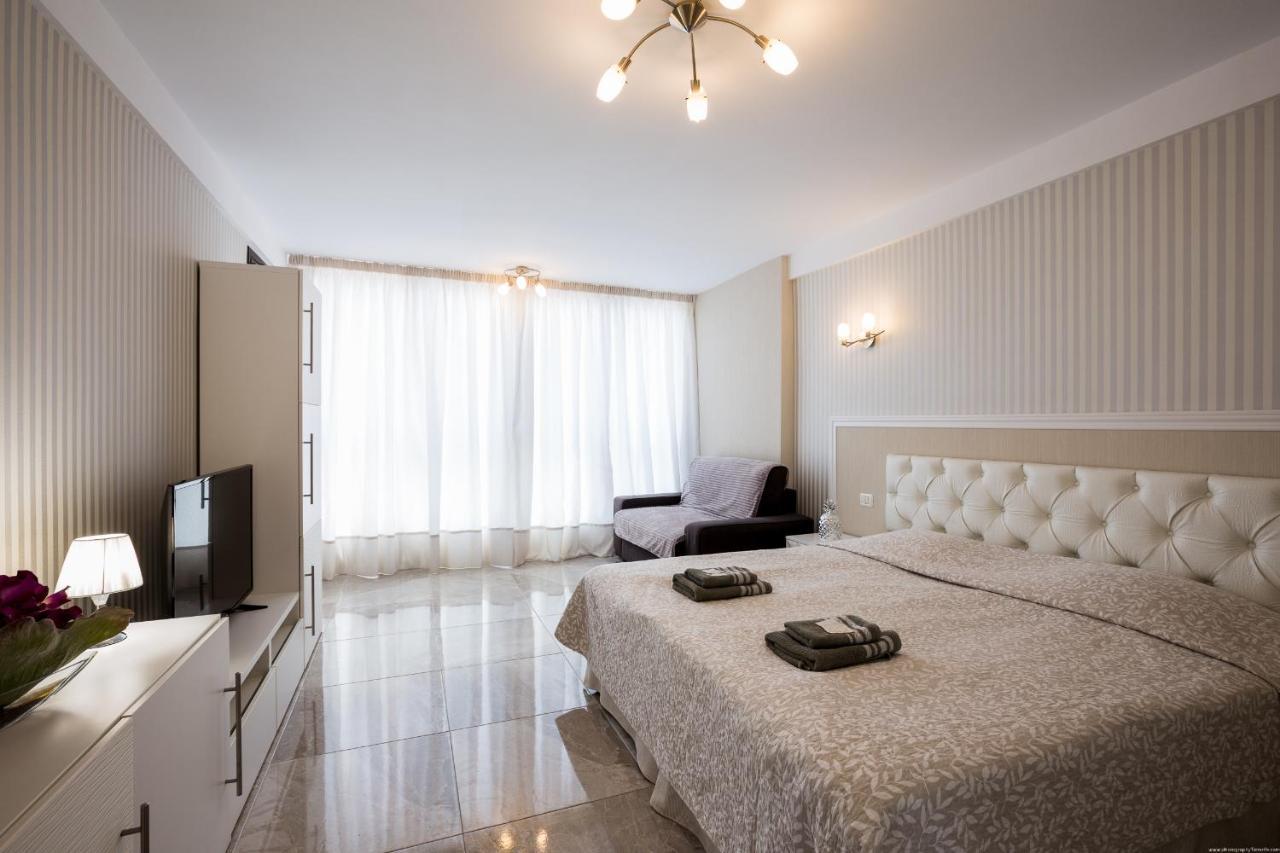 Las Americas De Lux 98M2 Playa Feñabe エクステリア 写真